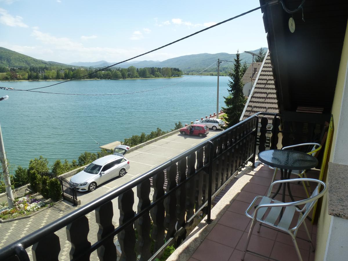 Apartments Mise Ogulin Exterior photo